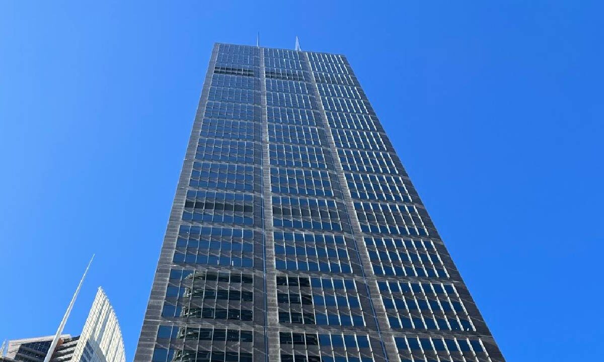 13521 - Farrer Place - IOS - 9140